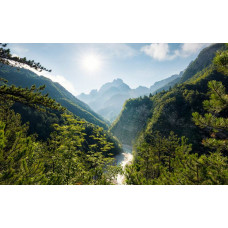 Elfenpoort Alpen fotobehang, met een magische toegang tot de bergen.