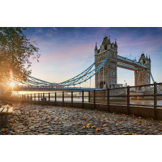 Magisch uitzicht op de Tower Bridge in Londen, Engeland, prachtig vastgelegd op een fotobehang.