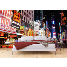 Een fotobehang van Times Square in Broadway, Manhattan, New York in een slaapkamer.